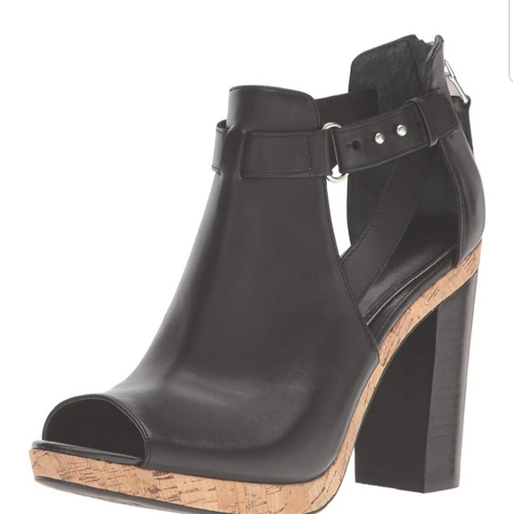 Ralph Lauren Shoes - 👢Ralph Lauren Black Fiana Peep-Toe Booties